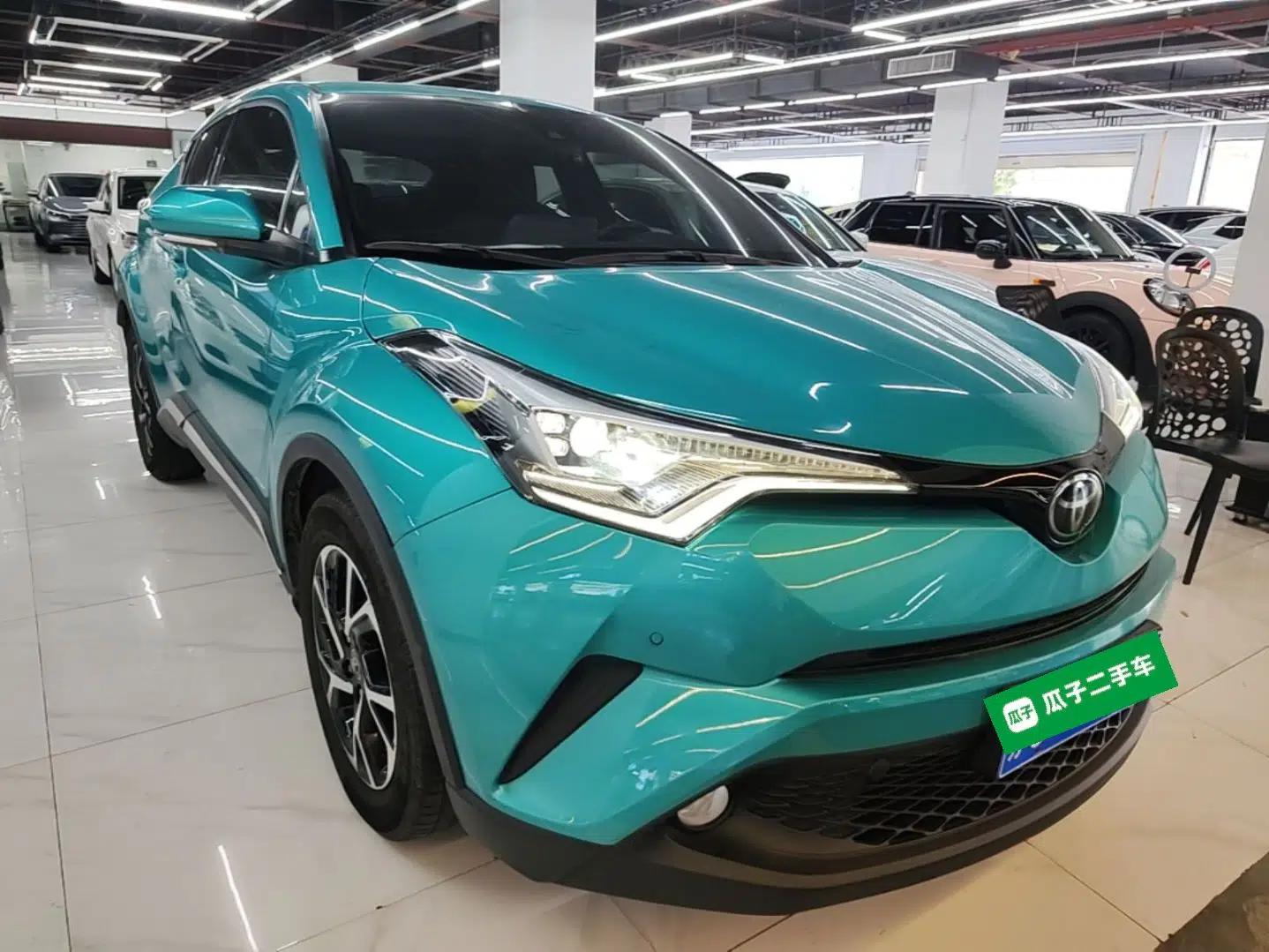 Toyota C-HR 2020 2.0L Luxury Edition — миниатюра 3