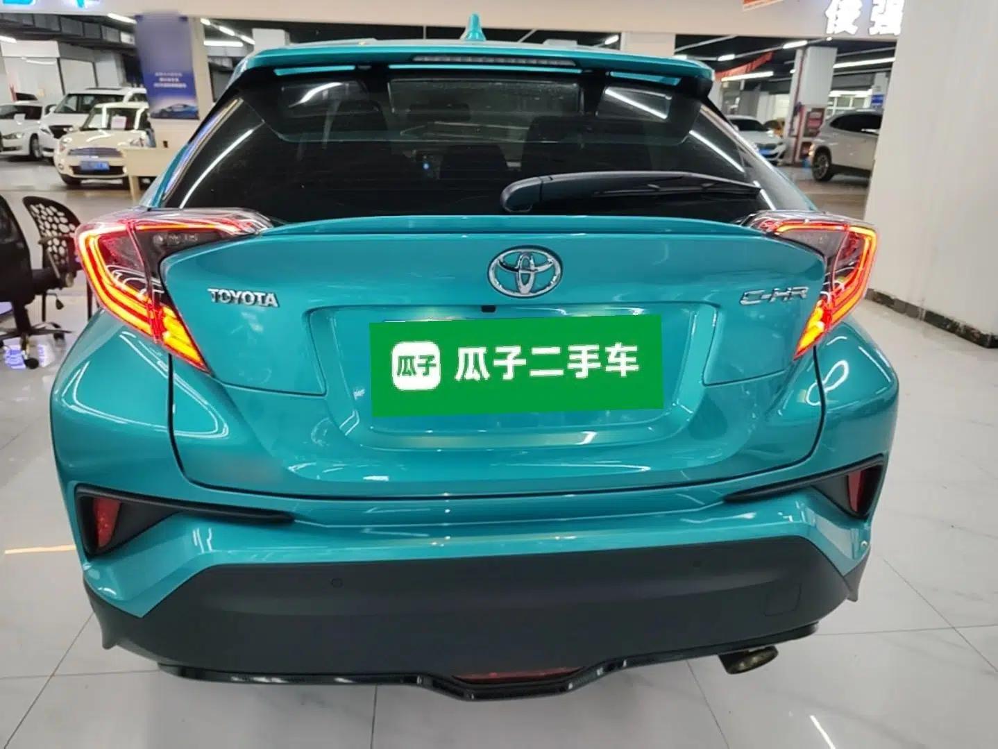 Toyota C-HR 2020 2.0L Luxury Edition — миниатюра 5