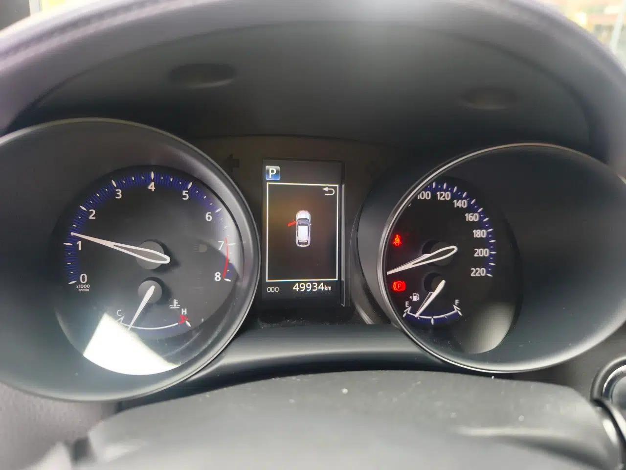 Toyota C-HR 2020 2.0L Leading Edition — миниатюра 11