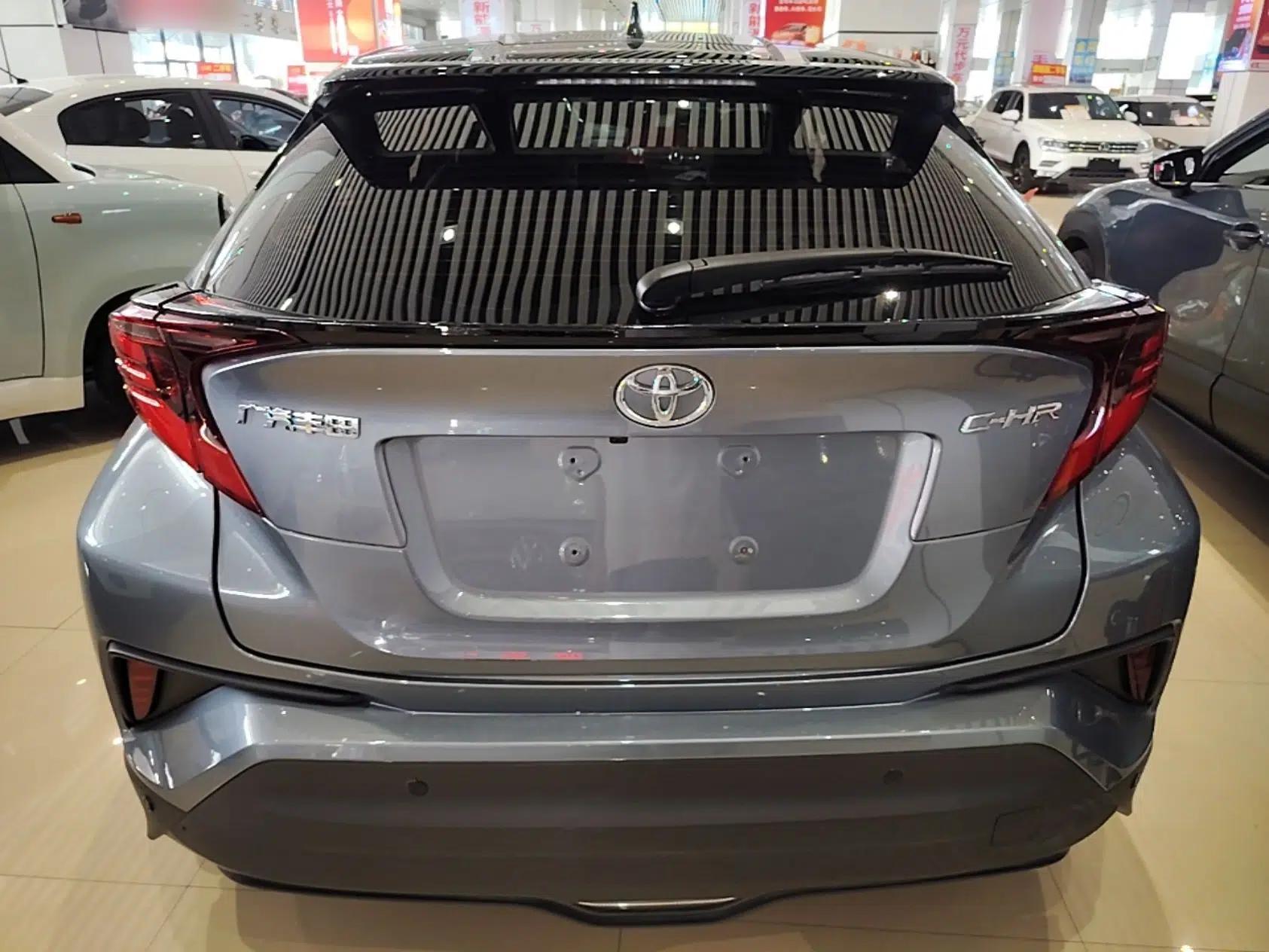 Toyota C-HR 2021 2.0L Luxury Edition — миниатюра 5