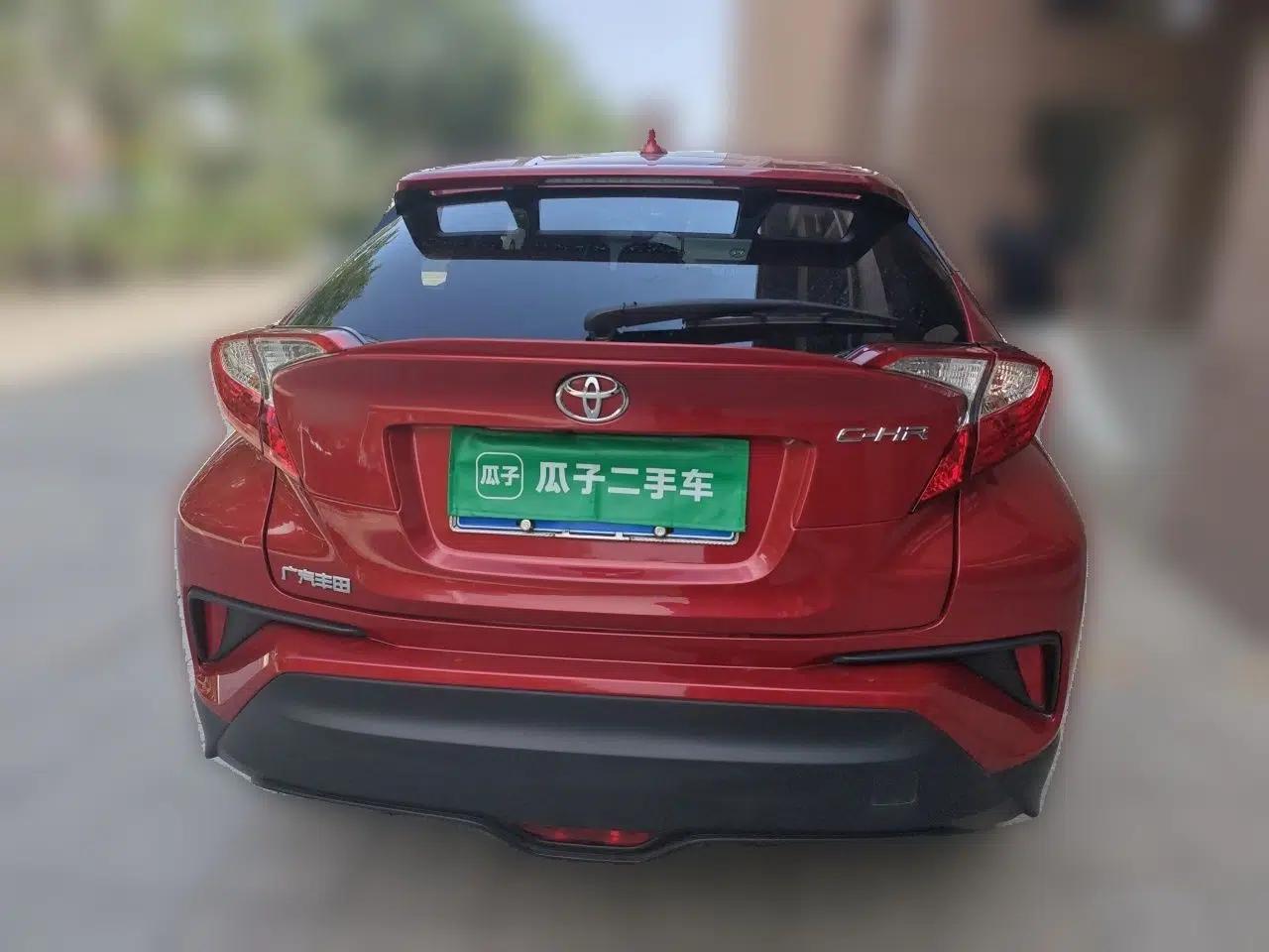 Toyota C-HR 2018 2.0L Leading Edition China VI — миниатюра 5