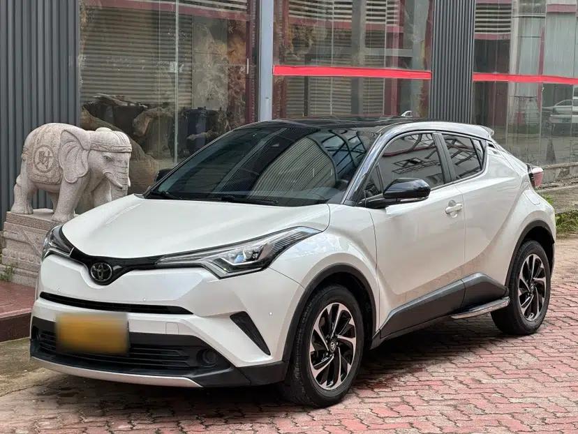 Toyota IZOA 2020 2.0L Yichi Version — миниатюра 2