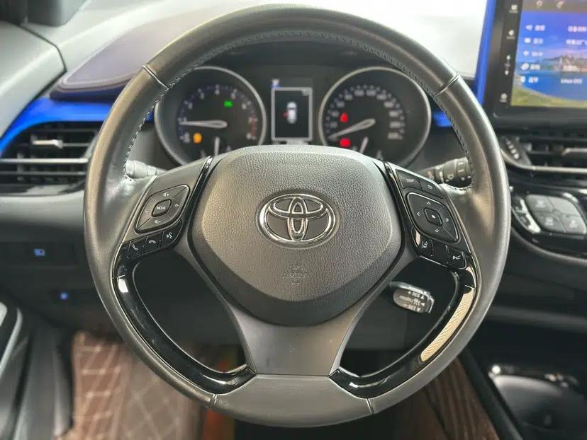 Toyota IZOA 2020 2.0L Yichi Version — миниатюра 9