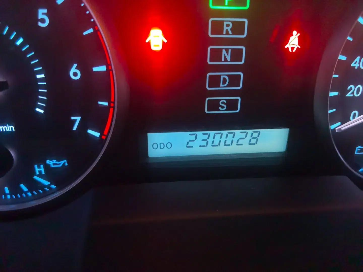Toyota Land Cruiser Land Cruiser Prado, 4.0, 8 seats, with sunroof — миниатюра 12