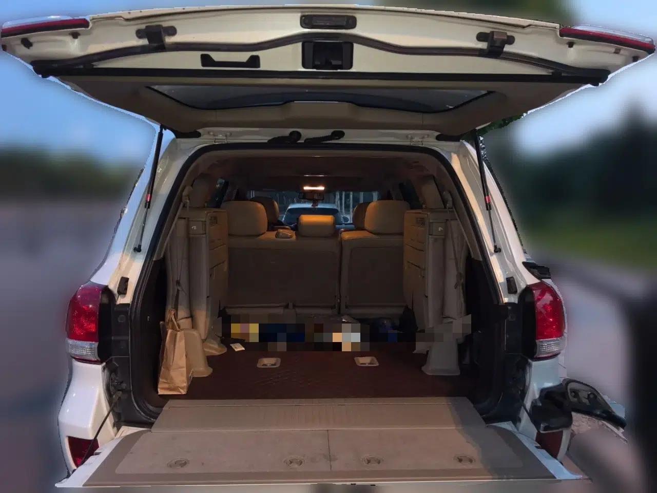 Toyota Land Cruiser Land Cruiser Prado, 4.0, 8 seats, with sunroof — миниатюра 19