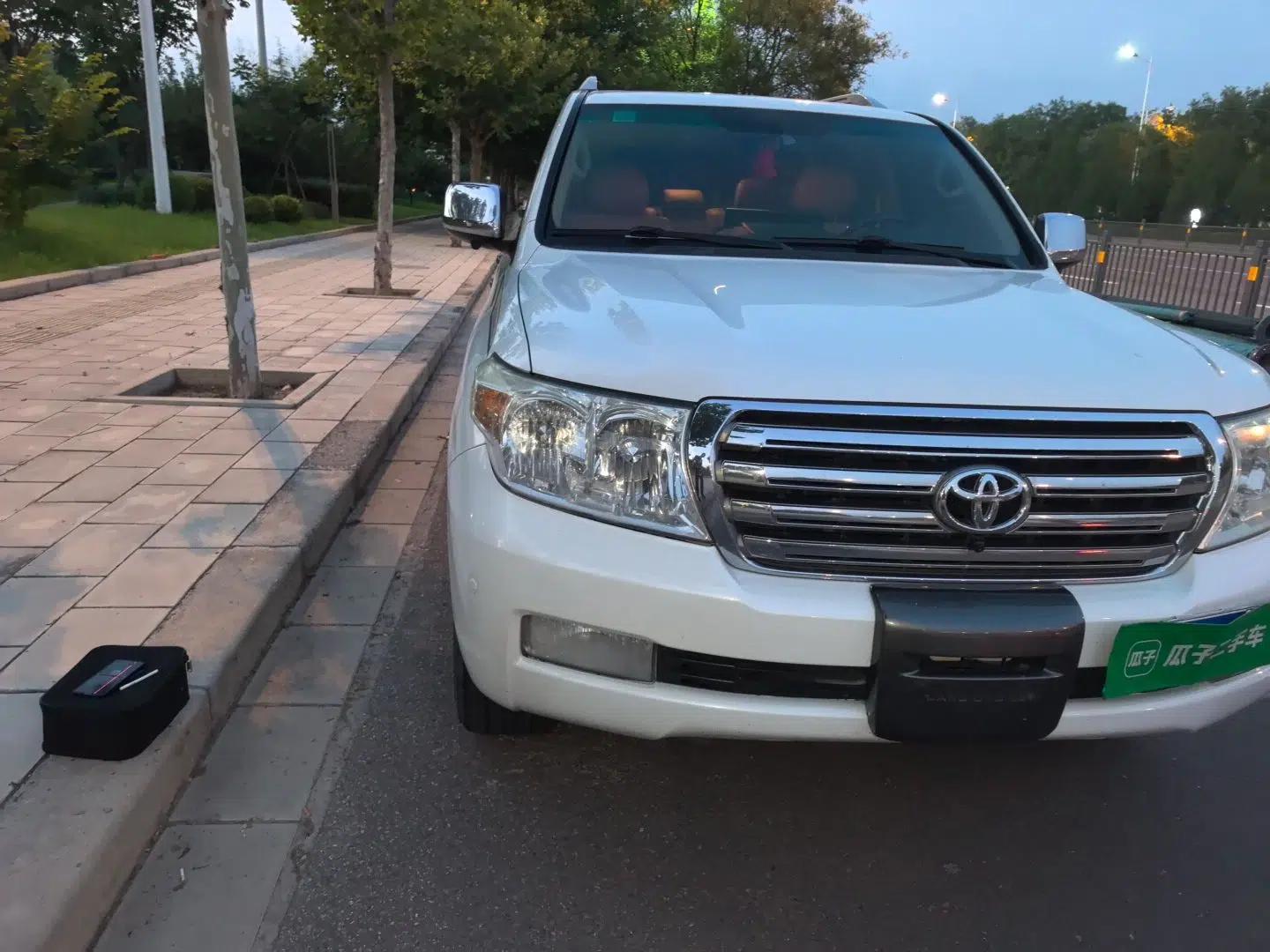 Toyota Land Cruiser Land Cruiser Prado, 4.0, 8 seats, with sunroof — миниатюра 7