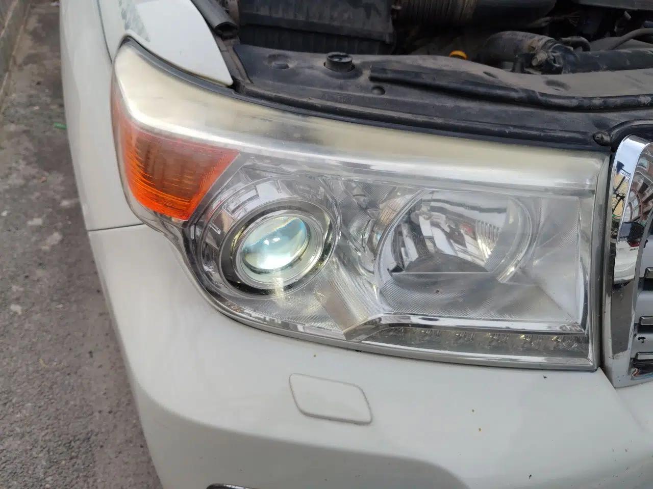 Toyota Land Cruiser Automatic all‑wheel drive, 4.0L, 8 seats, parallel import — миниатюра 7
