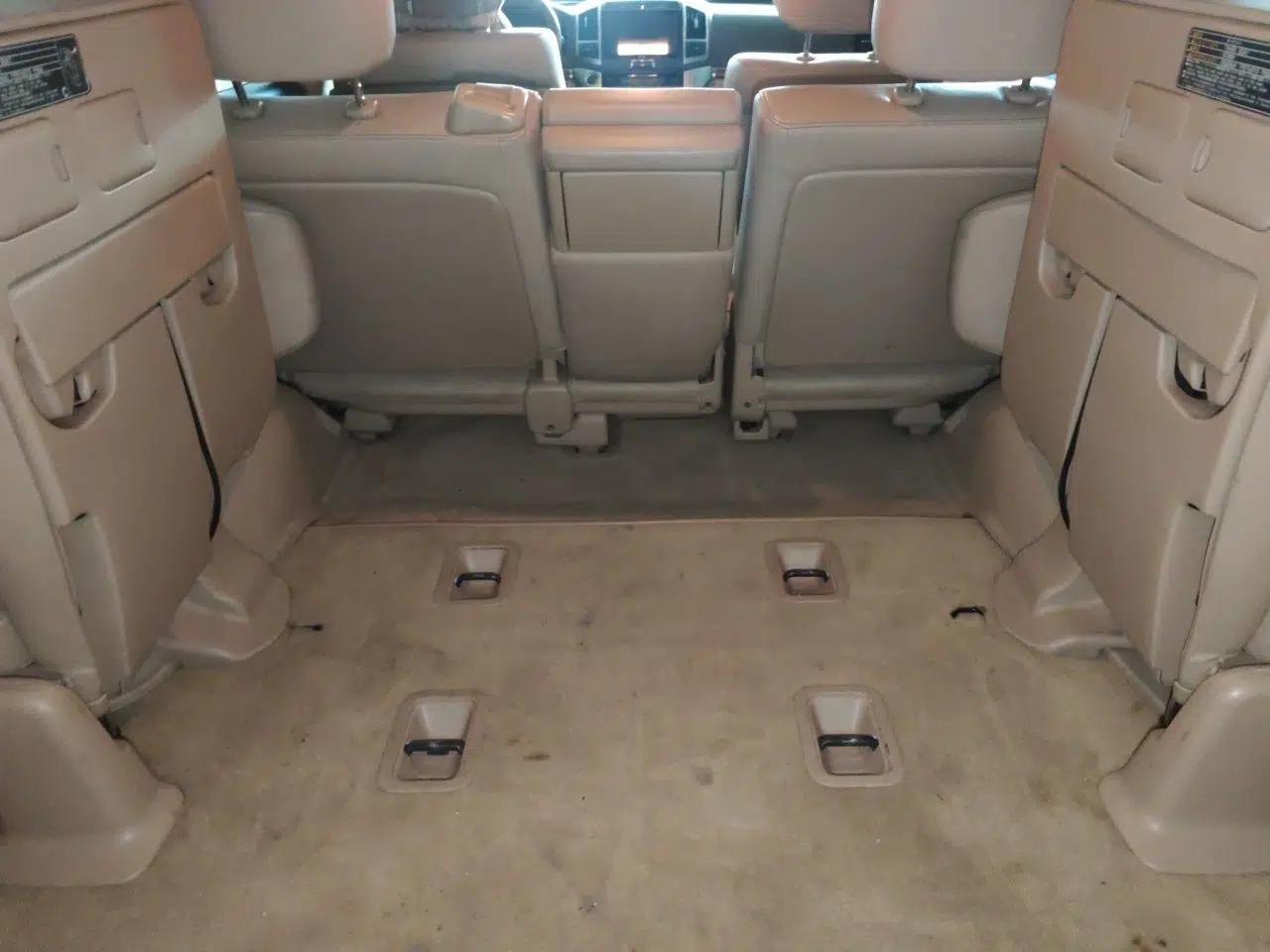 Toyota Land Cruiser 2012 4.0L Automatic VX — миниатюра 19