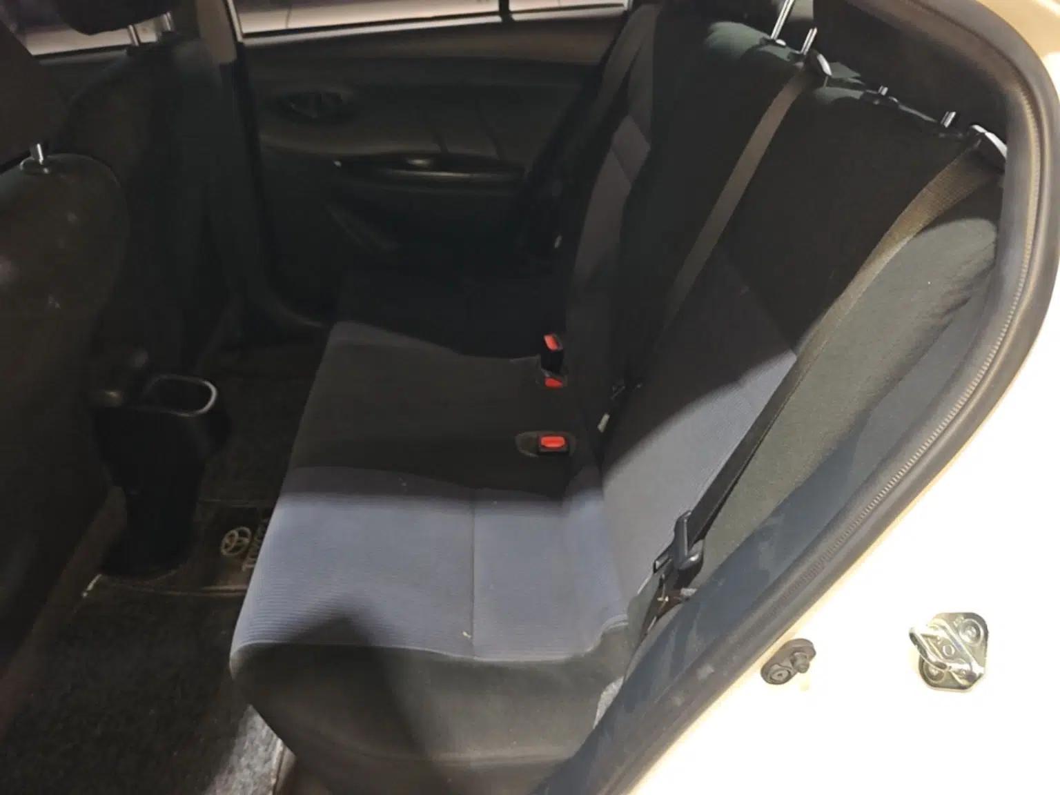 Toyota YARiS L Zhi Xiang 2021 1.5L CVT Leading Edition — миниатюра 20
