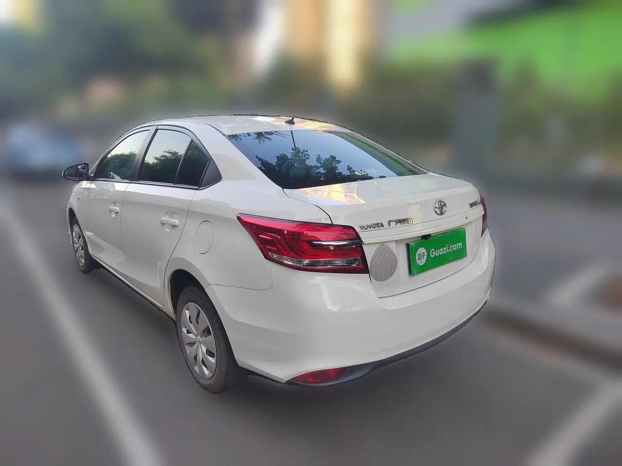 Toyota YARiS L Zhi Xiang 2017 1.5E Manual Charm Edition — миниатюра 4
