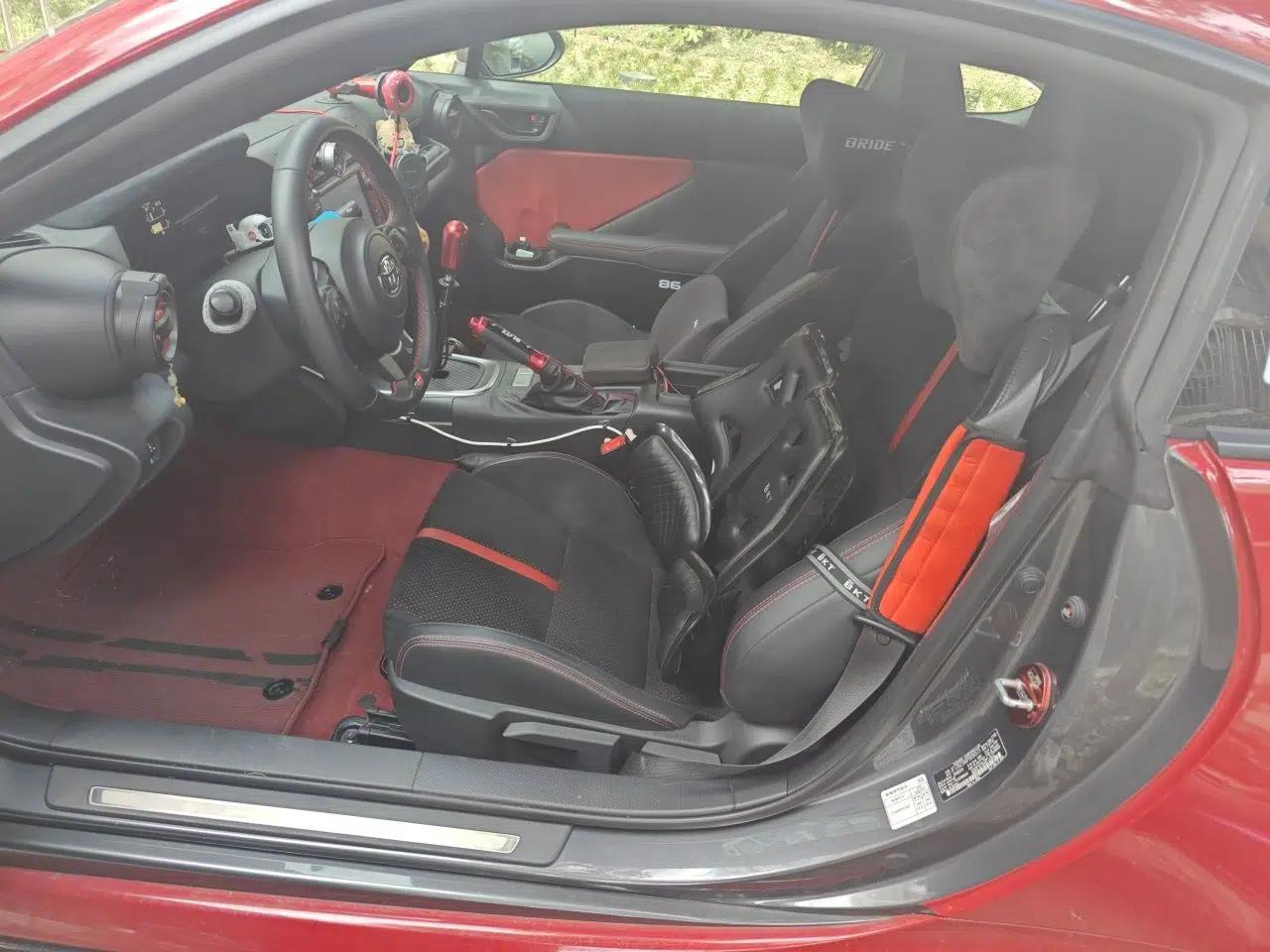 Toyota 86 2022 GR 86 2.4L Manual Edition — миниатюра 15