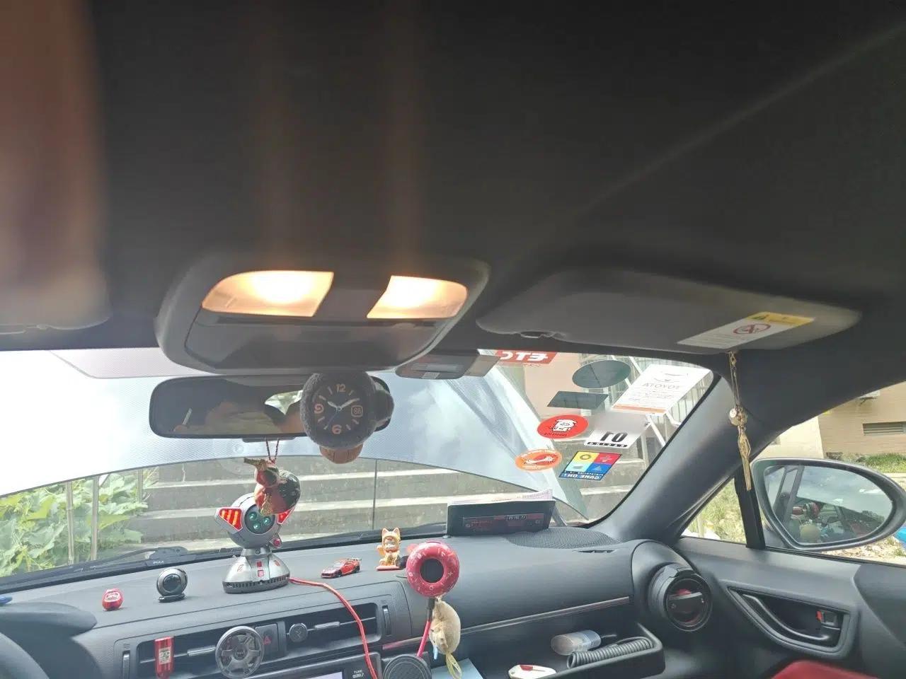 Toyota 86 2022 GR 86 2.4L Manual Edition — миниатюра 18