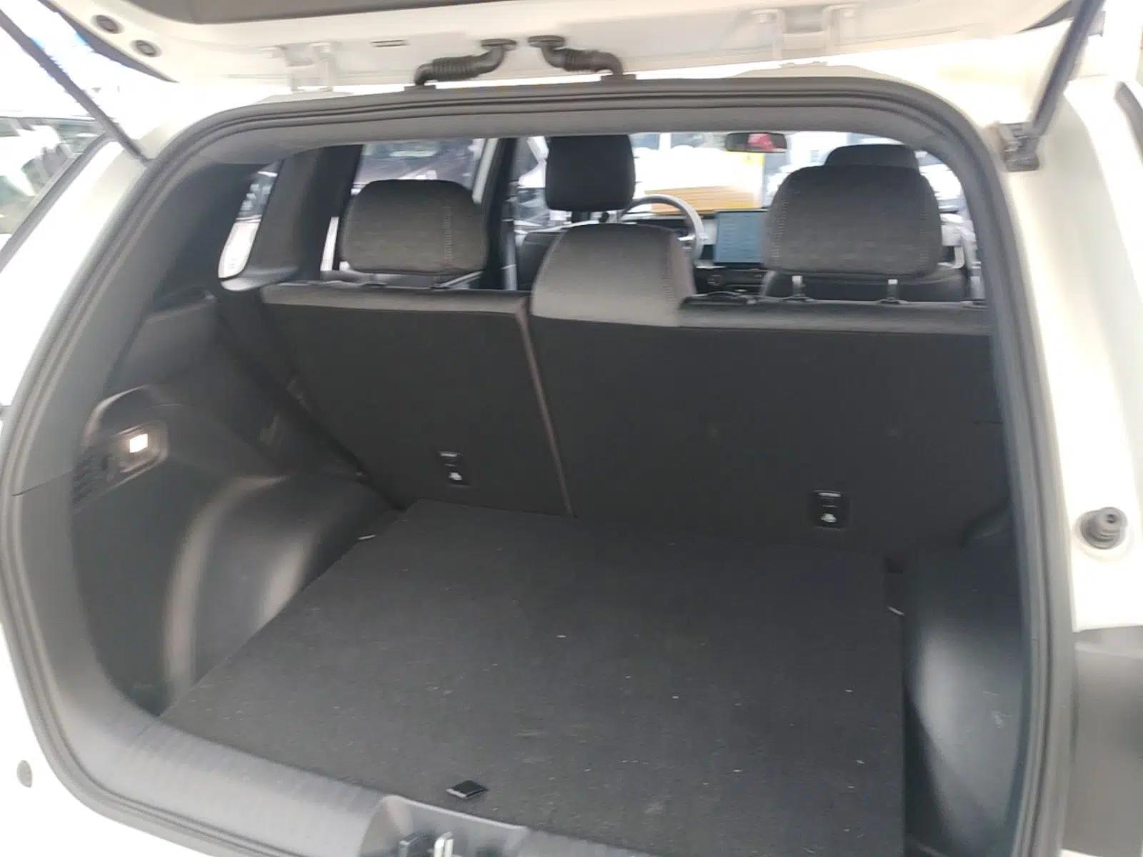 Toyota BZ 3X 2025 430 Air — миниатюра 22