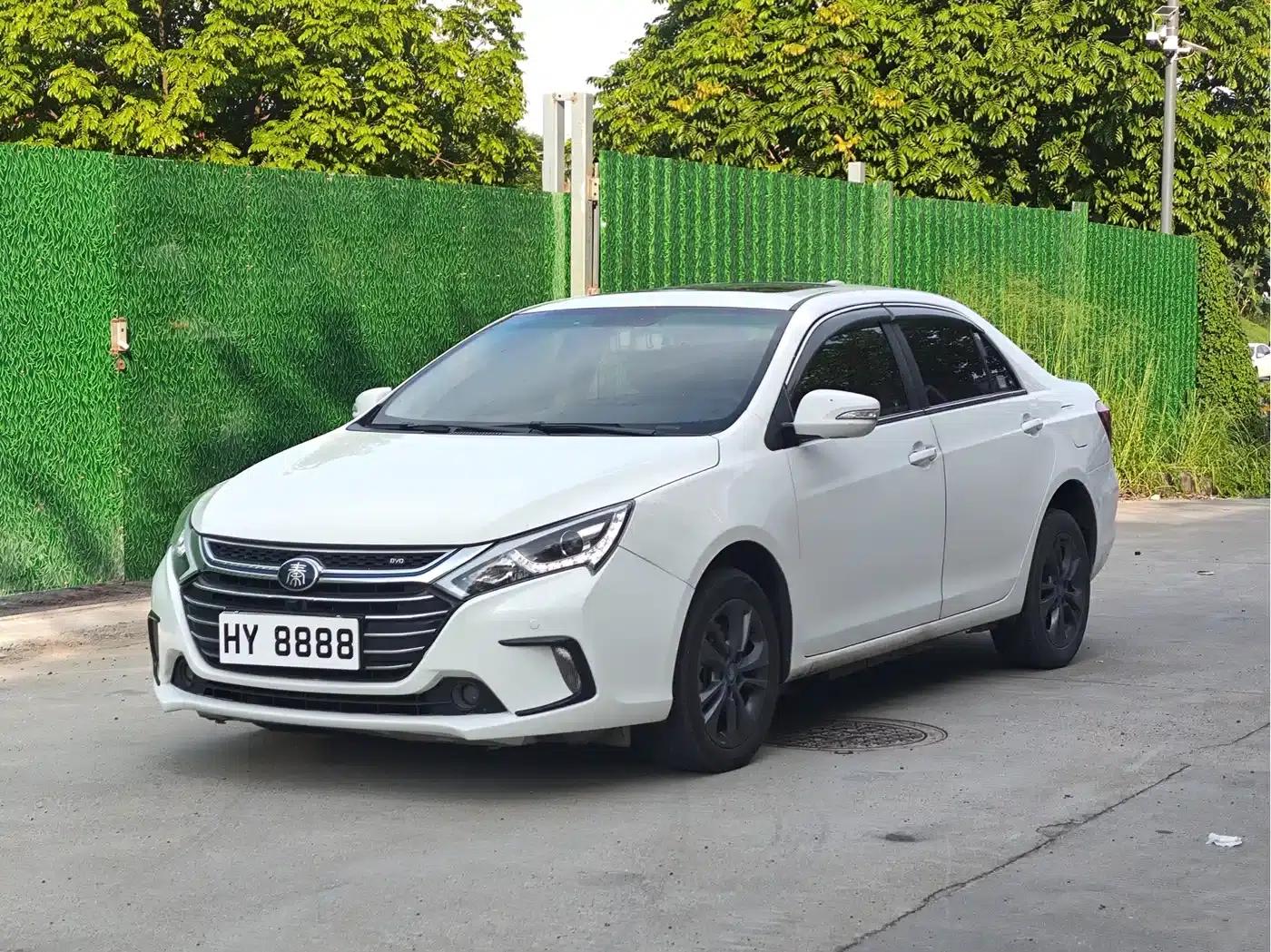 Qin New Energy 2018 1.5T Intelligent Premium Edition — миниатюра 1