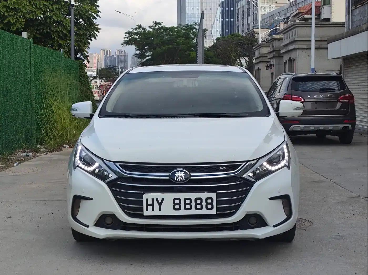 Qin New Energy 2018 1.5T Intelligent Premium Edition — миниатюра 2