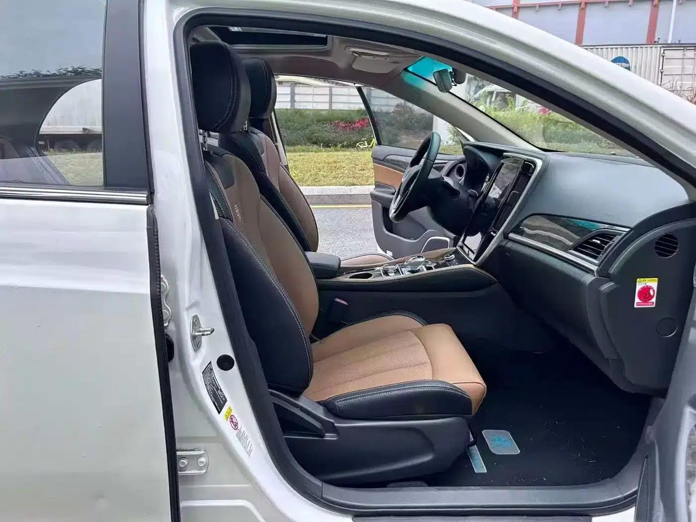 Qin New Energy 2018 1.5T Intelligent Premium Edition — миниатюра 14