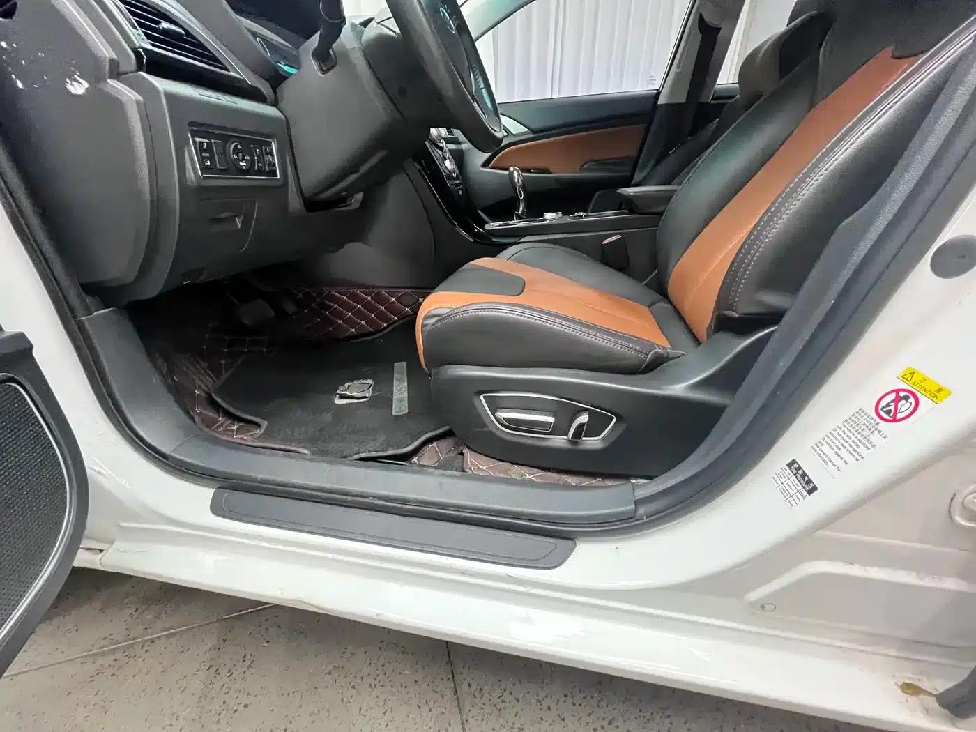 Qin New Energy 2016 Qin EV300 Premium Edition — миниатюра 8