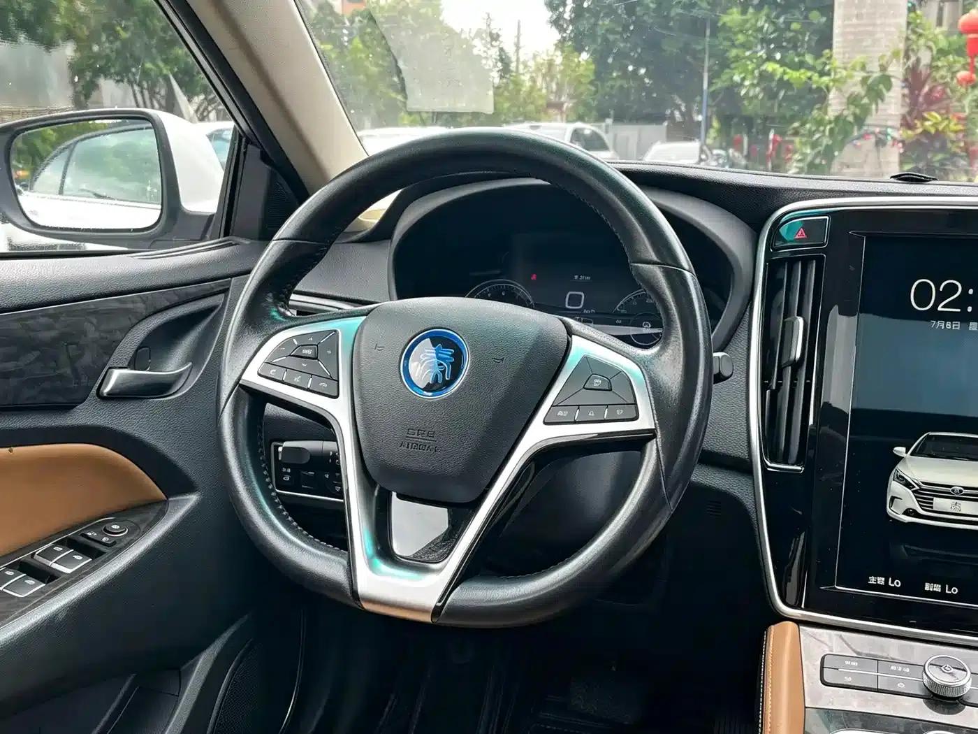 Qin 100 New Energy 2017 Model 1.5T — миниатюра 11