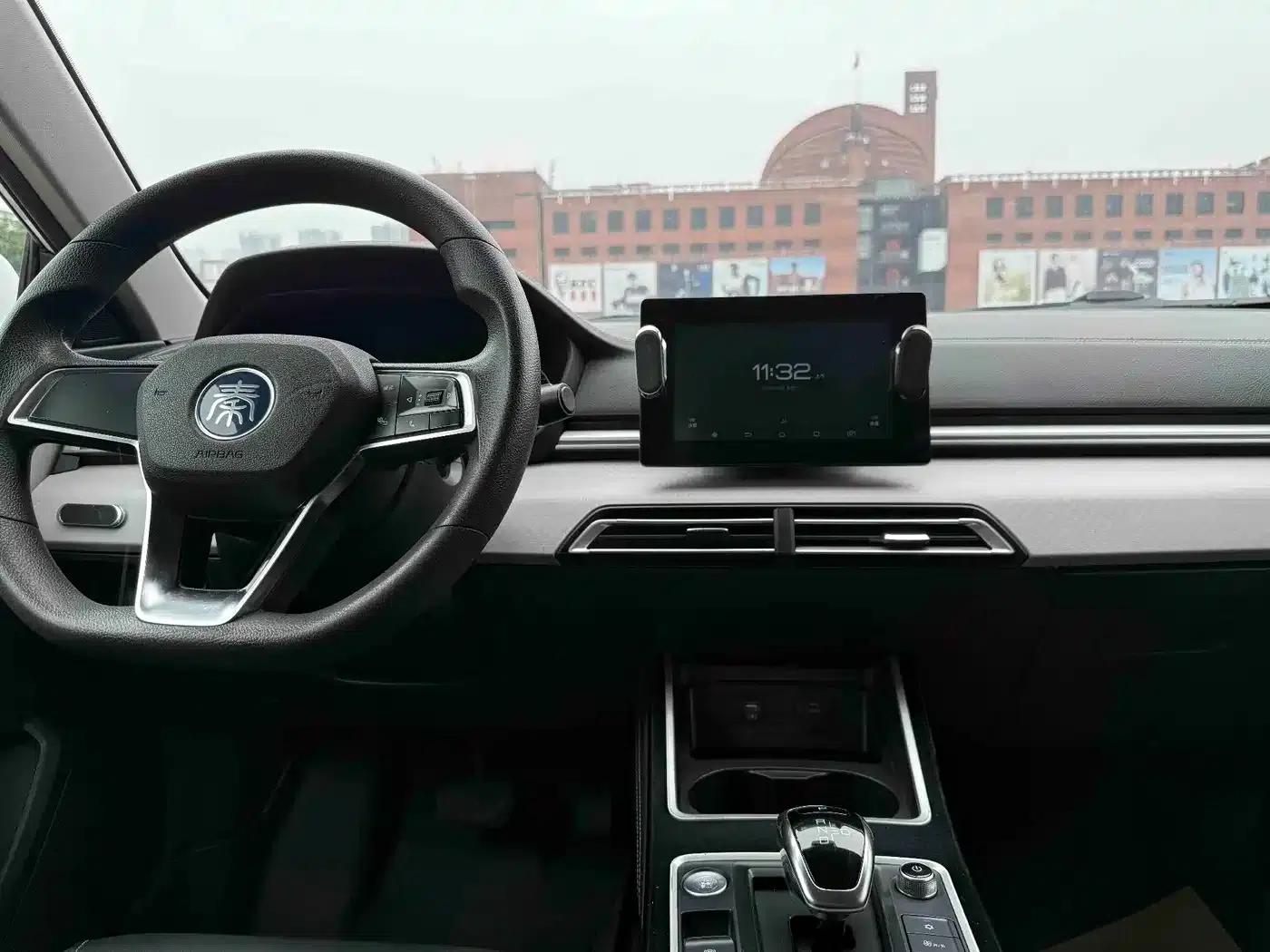 Qin New Energy 2019 Standard Edition — миниатюра 11