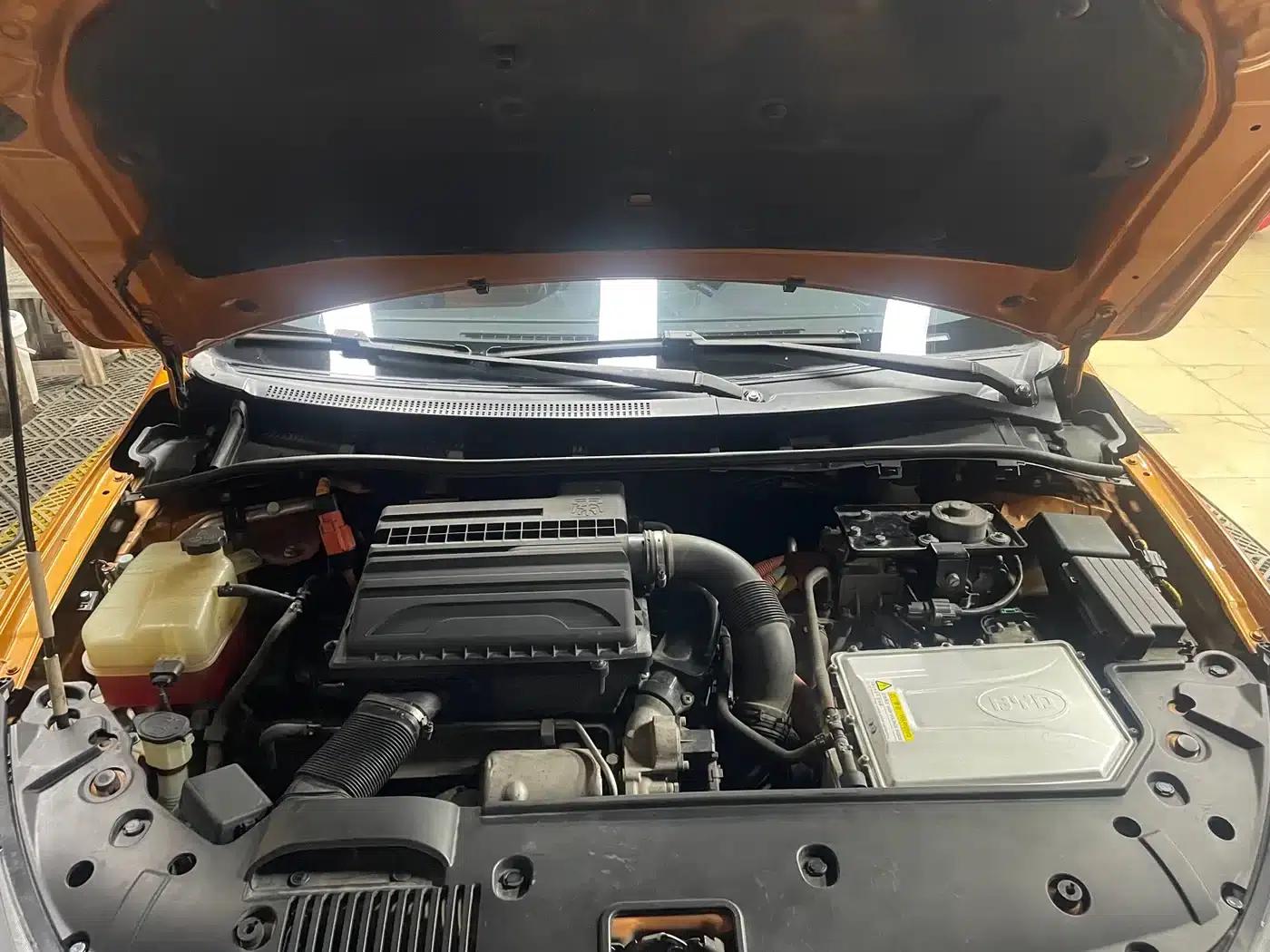 Qin New Energy 2015 1.5T Dual Crown Flagship Plus Edition — миниатюра 32