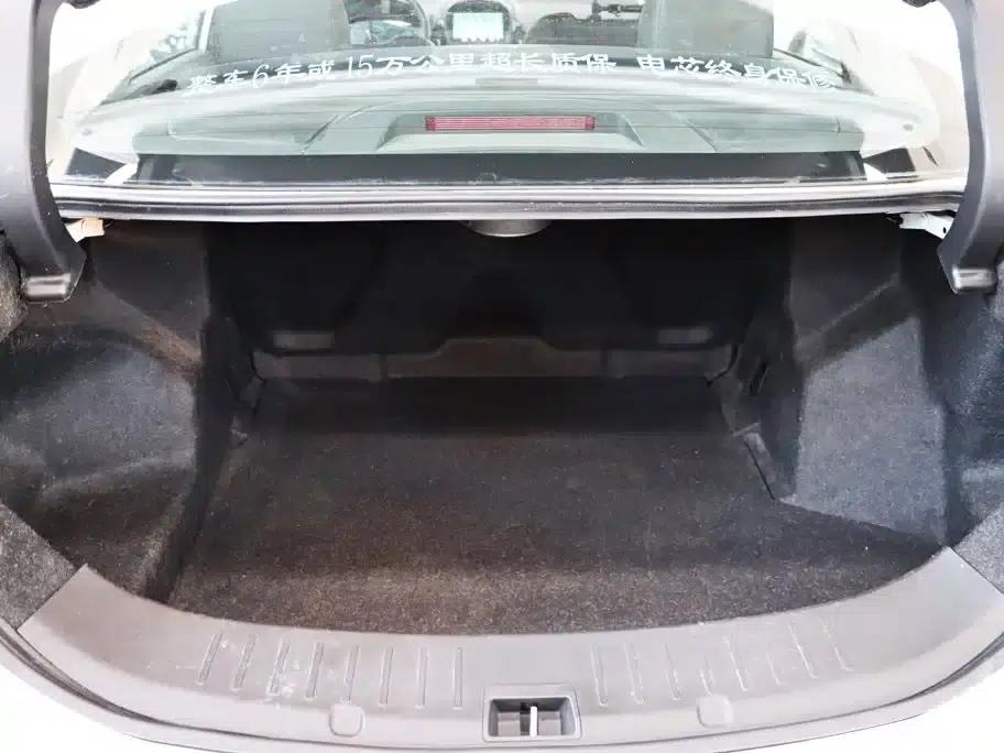 Qin New Energy 2016 Qin EV300 Premium Edition — миниатюра 24