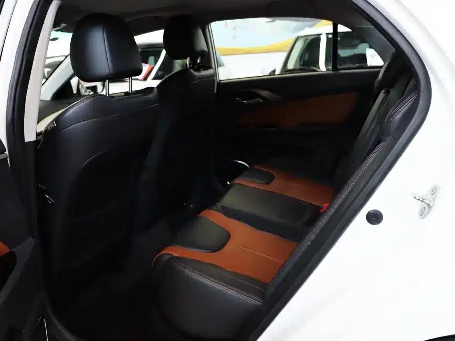 Qin New Energy 2016 Qin EV300 Premium Edition — миниатюра 4