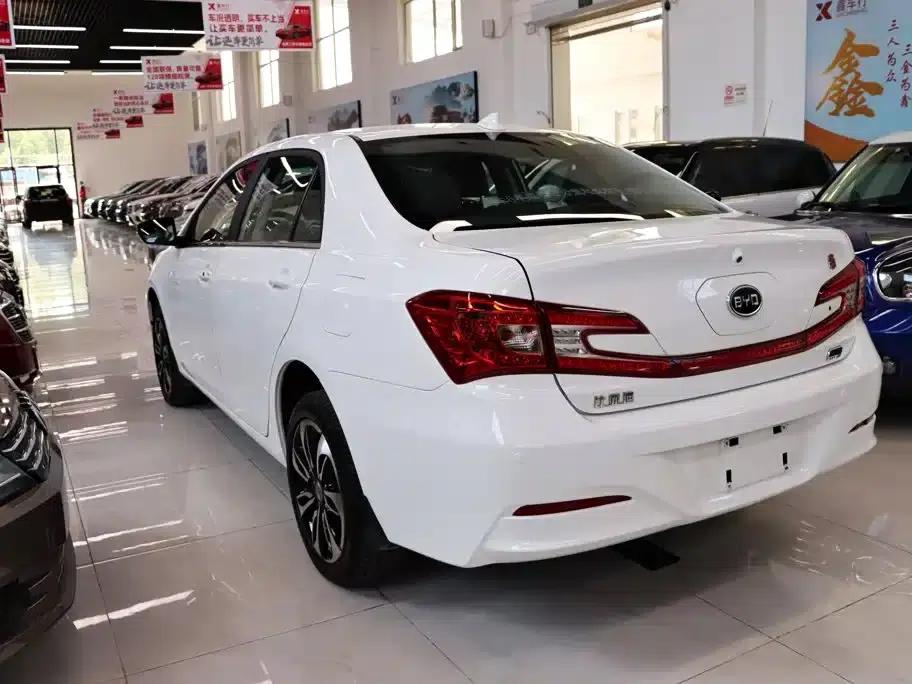 Qin New Energy 2016 Qin EV300 Premium Edition — миниатюра 6