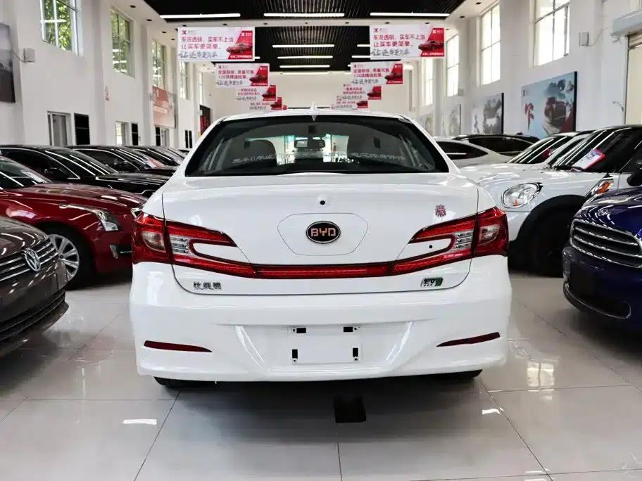 Qin New Energy 2016 Qin EV300 Premium Edition — миниатюра 7