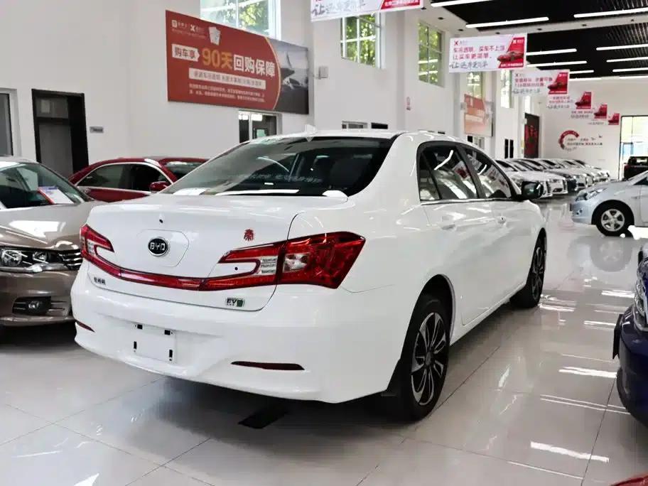 Qin New Energy 2016 Qin EV300 Premium Edition — миниатюра 8