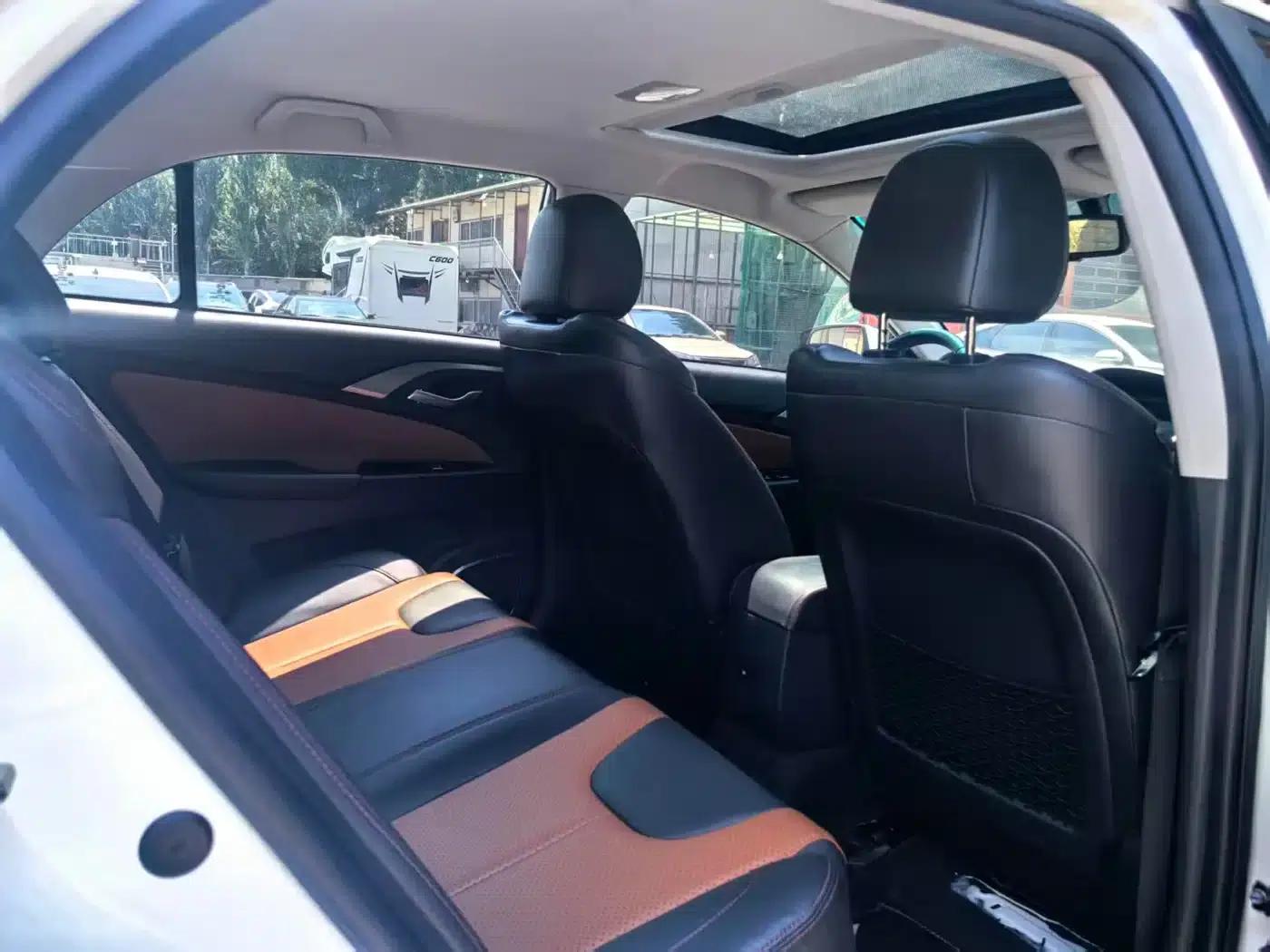 Qin New Energy 2016 Qin EV300 Premium Edition — миниатюра 11