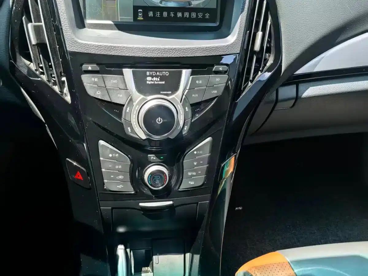 Qin New Energy 2016 Qin EV300 Premium Edition — миниатюра 17