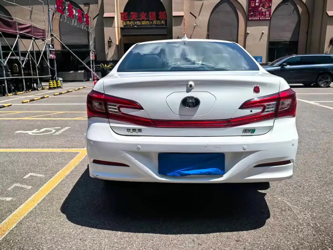 Qin New Energy 2016 Qin EV300 Premium Edition — миниатюра 7