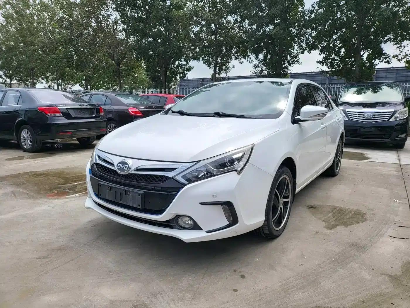 Qin New Energy 2014 1.5T Cool Black Knight Flagship Edition — миниатюра 1