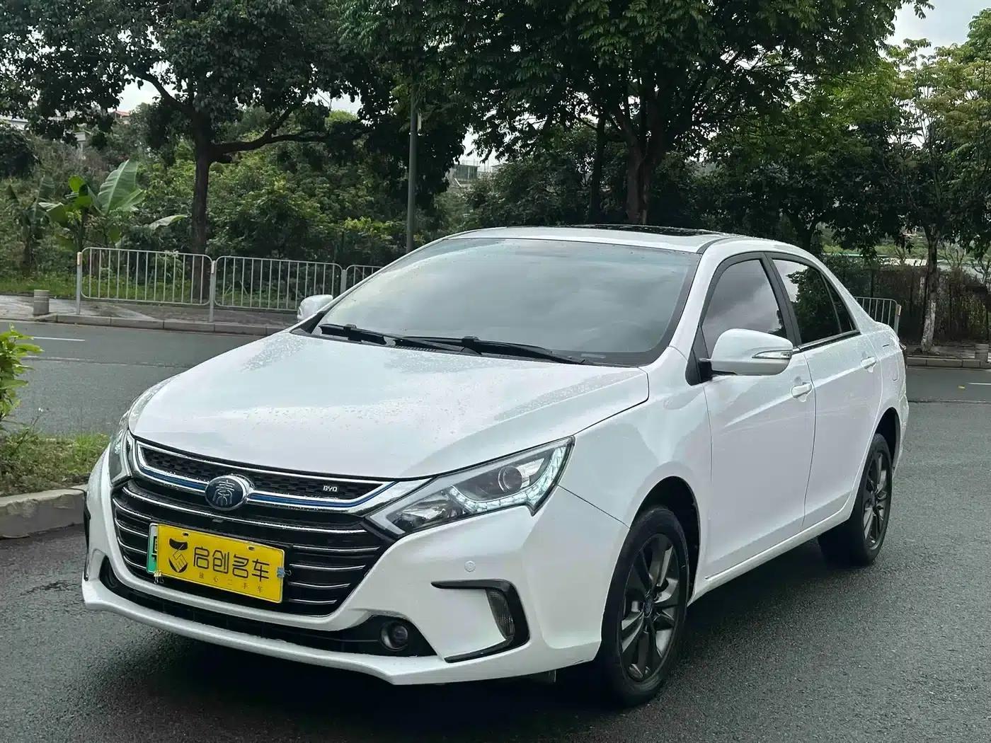 Qin New Energy 2017 1.5T Premium Edition — миниатюра 1