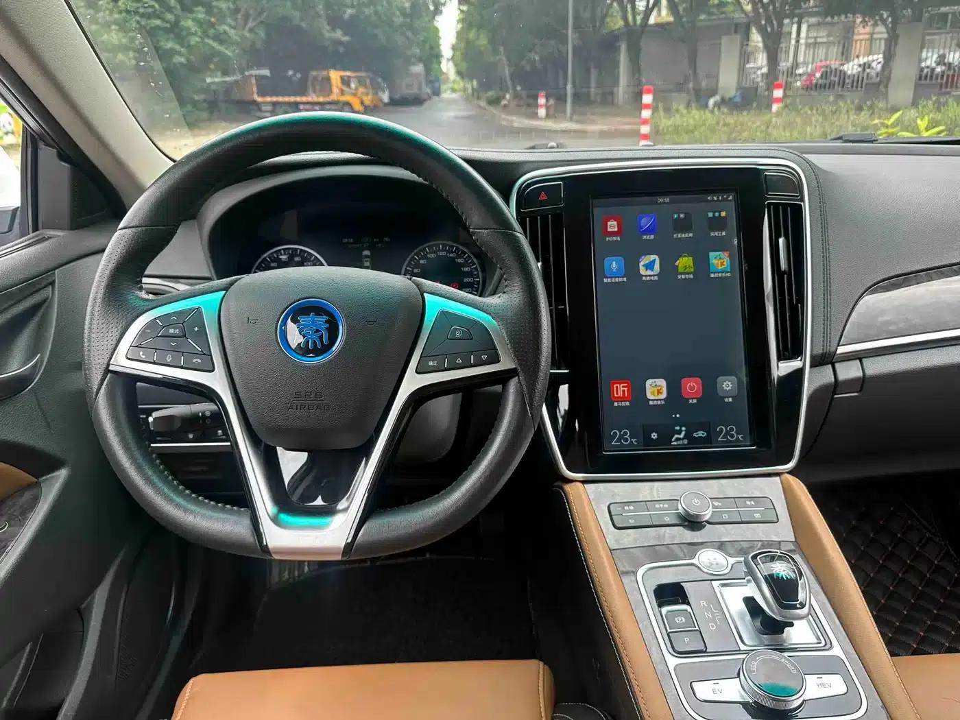 Qin New Energy 2017 1.5T Premium Edition — миниатюра 8