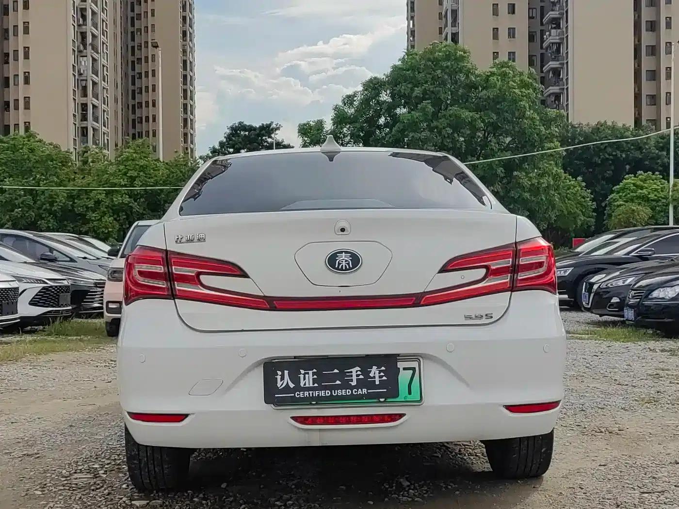 Qin New Energy 2017 1.5T Premium Edition — миниатюра 5