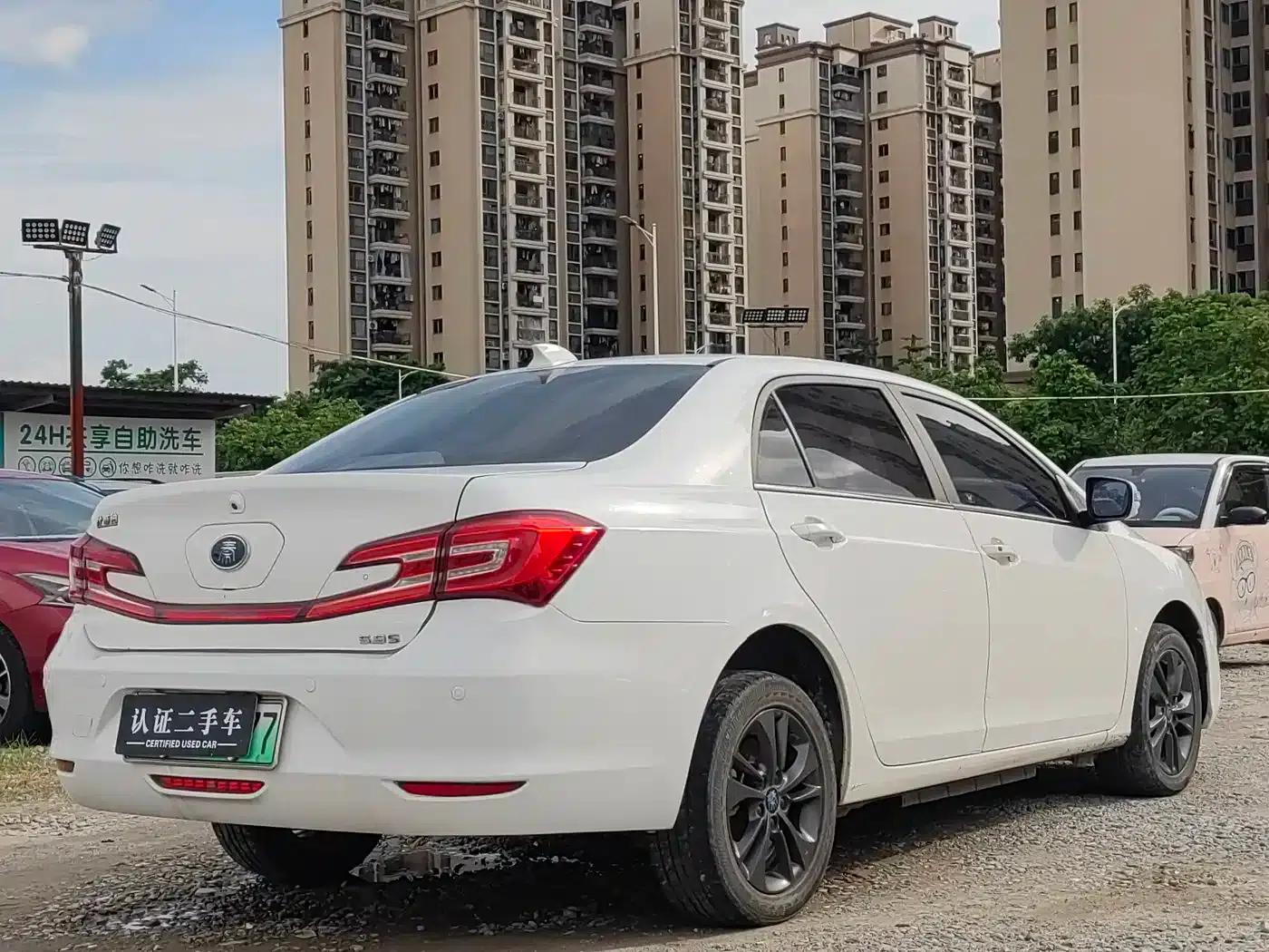 Qin New Energy 2017 1.5T Premium Edition — миниатюра 6