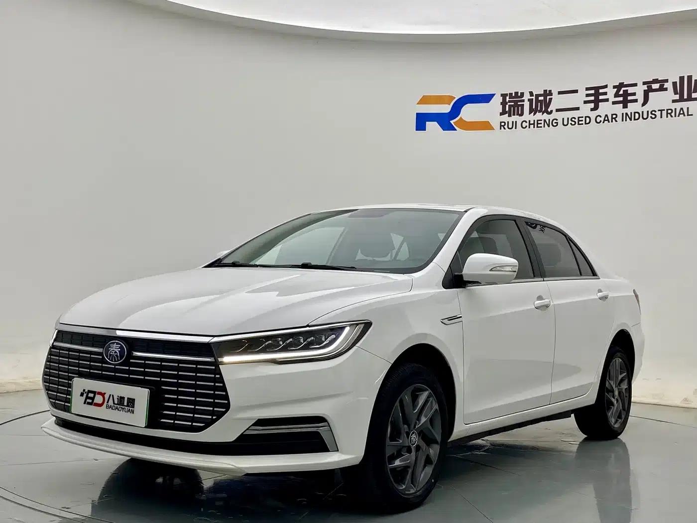 Qin New Energy 2019 Long Range Premium Edition — миниатюра 1