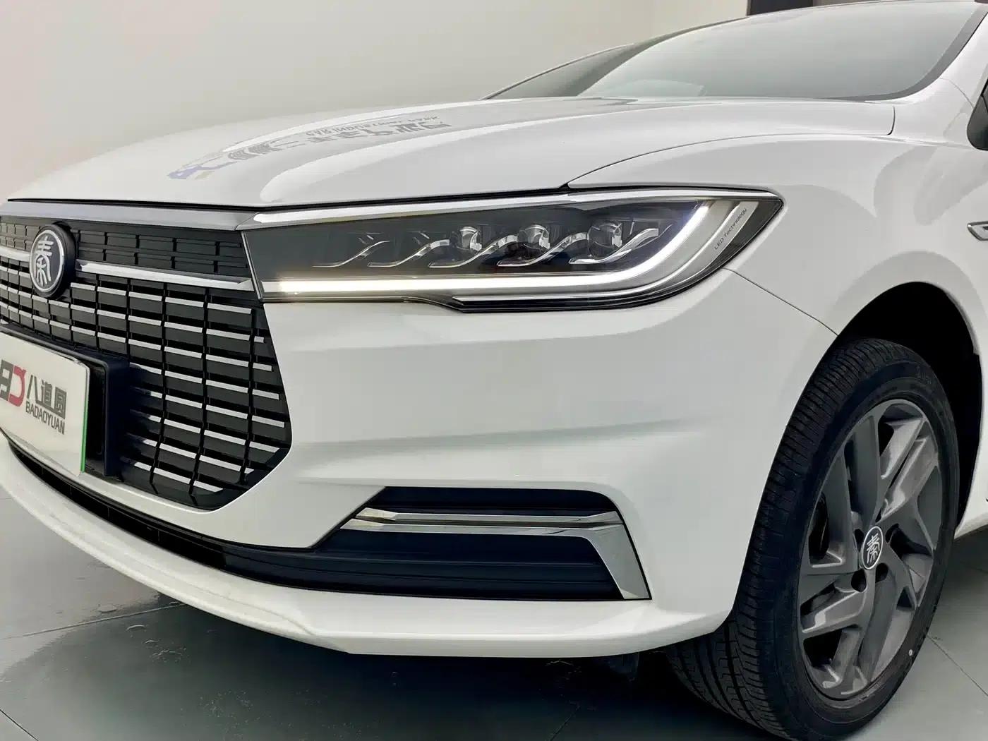 Qin New Energy 2019 Long Range Premium Edition — миниатюра 21