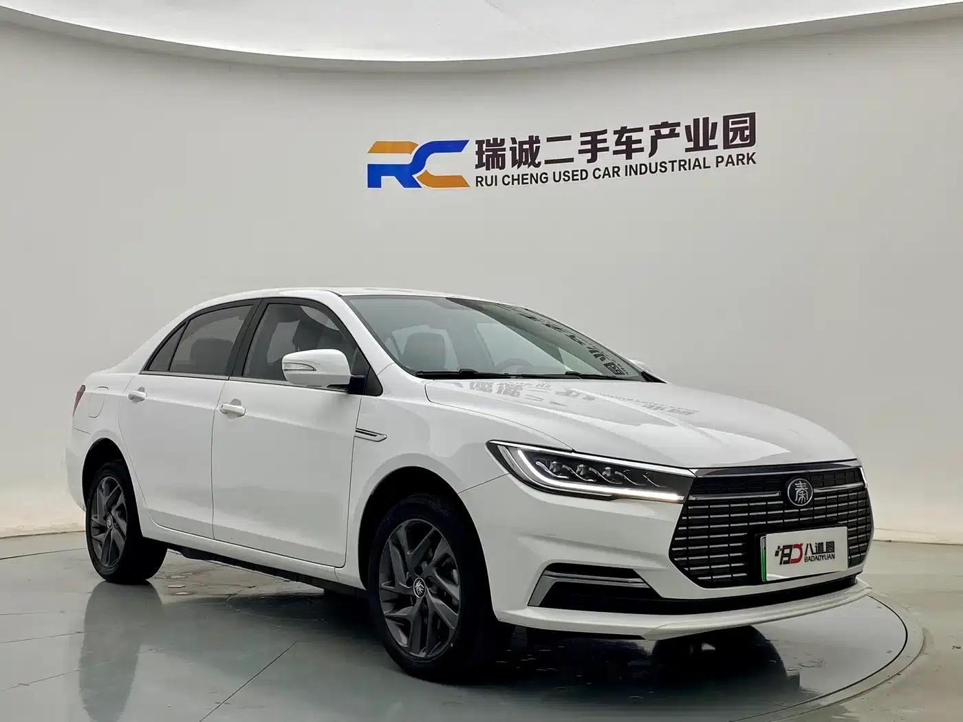 Qin New Energy 2019 Long Range Premium Edition — миниатюра 4