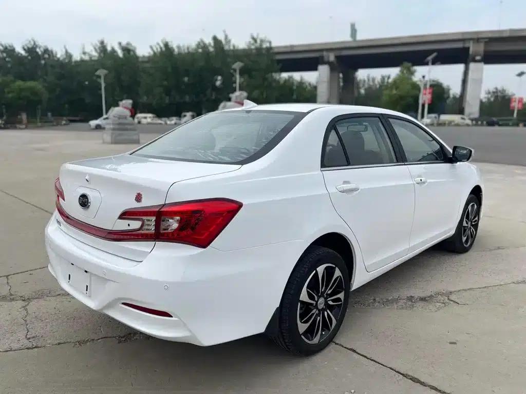 Qin New Energy 2016 Qin EV300 Premium Edition — миниатюра 6