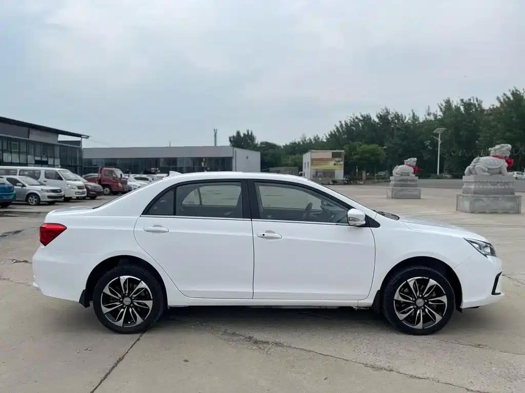 Qin New Energy 2016 Qin EV300 Premium Edition — миниатюра 8