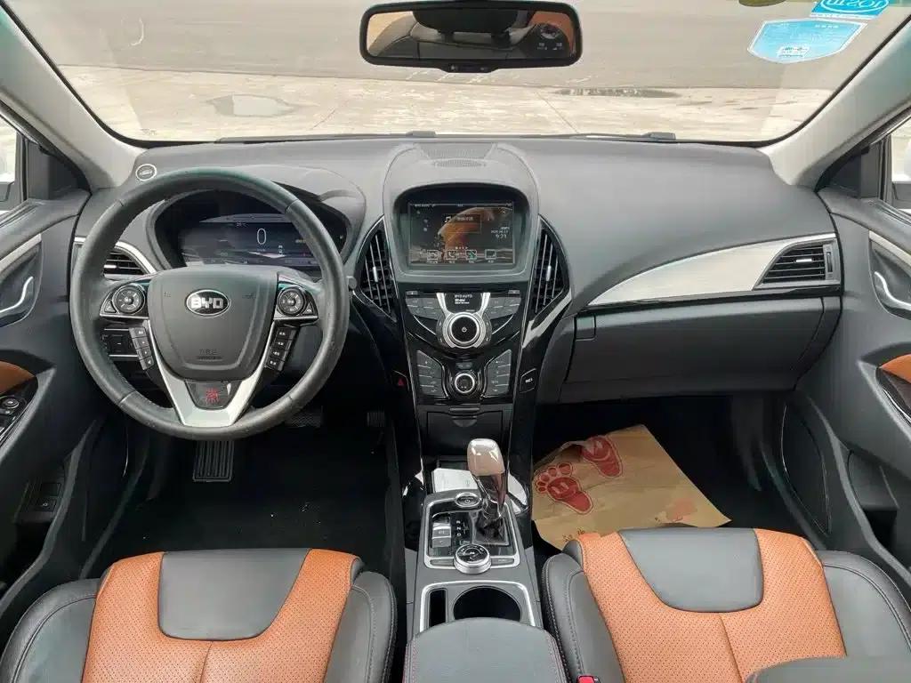 Qin New Energy 2016 Qin EV300 Premium Edition — миниатюра 10