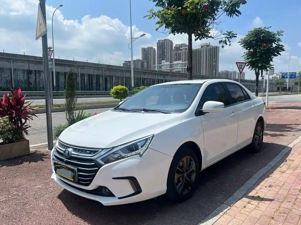 Qin New Energy 2018 1.5T Intelligent Premium Edition — миниатюра 1