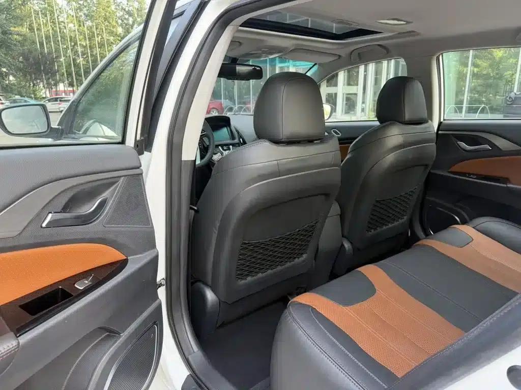 Qin New Energy 2015 1.5T Dual Crown Flagship Plus Edition — миниатюра 6