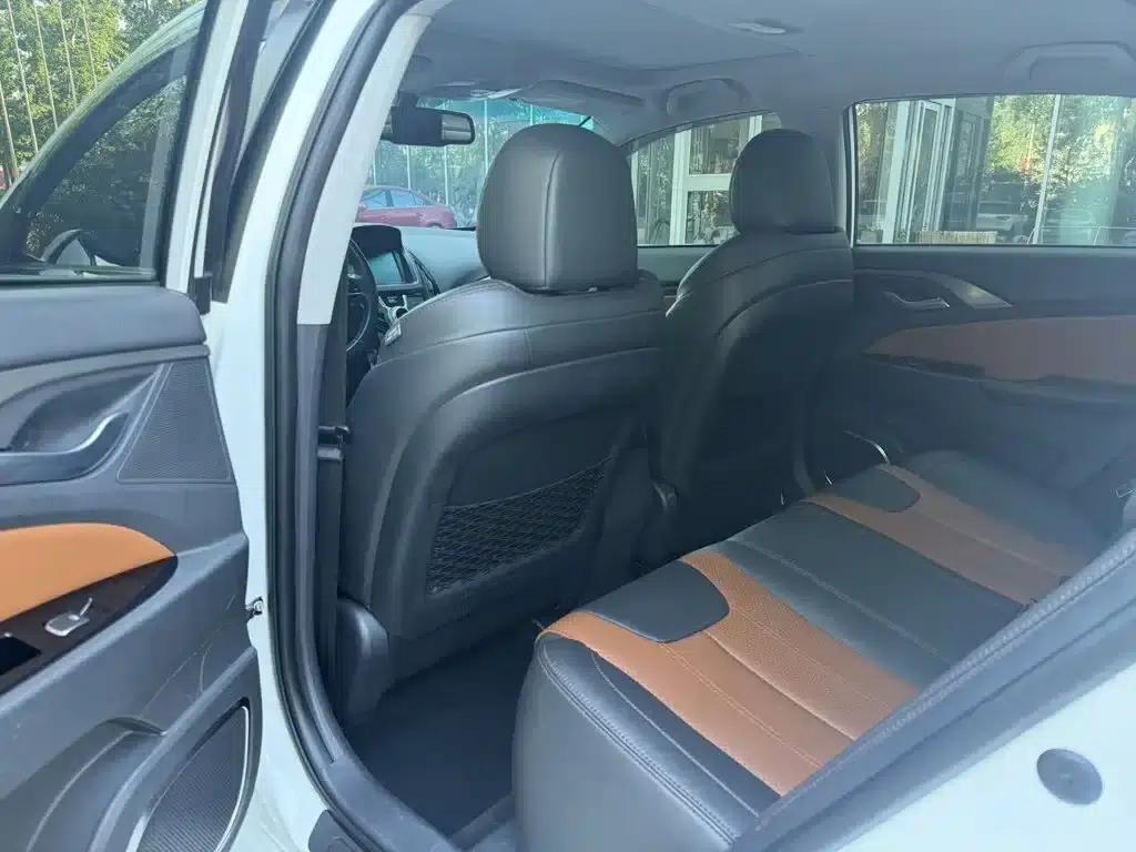 Qin New Energy 2015 1.5T Dual Crown Flagship Plus Edition — миниатюра 6
