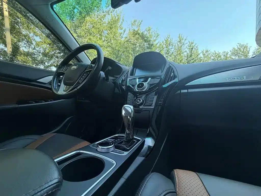 Qin New Energy 2015 1.5T Dual Crown Flagship Plus Edition — миниатюра 8