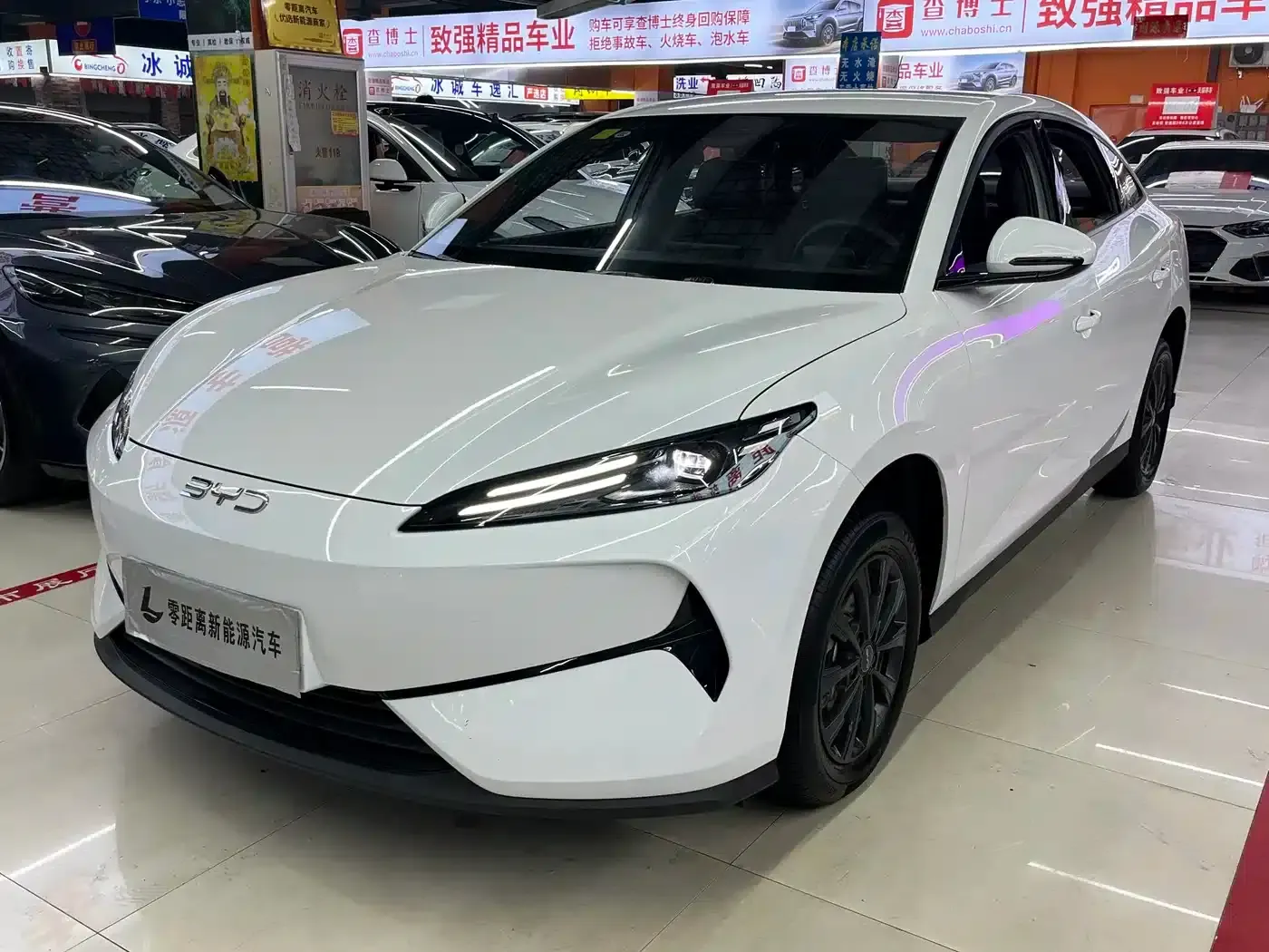 BYD e7 2025 520 Smart Travel Edition — миниатюра 3