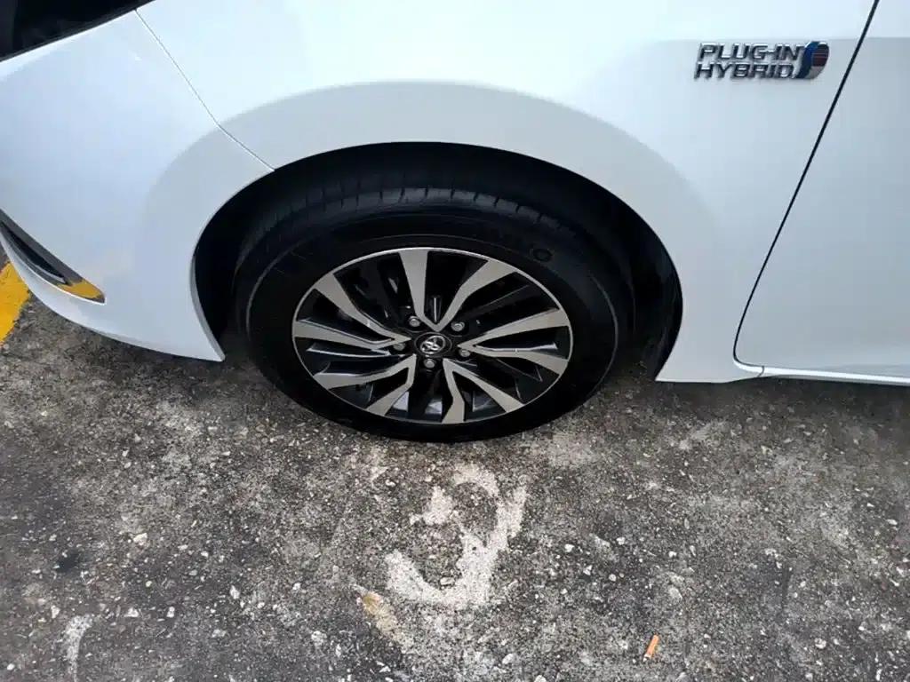 Corolla Hybrid E+ 2019 1.8L E-CVT Leading Edition — миниатюра 23
