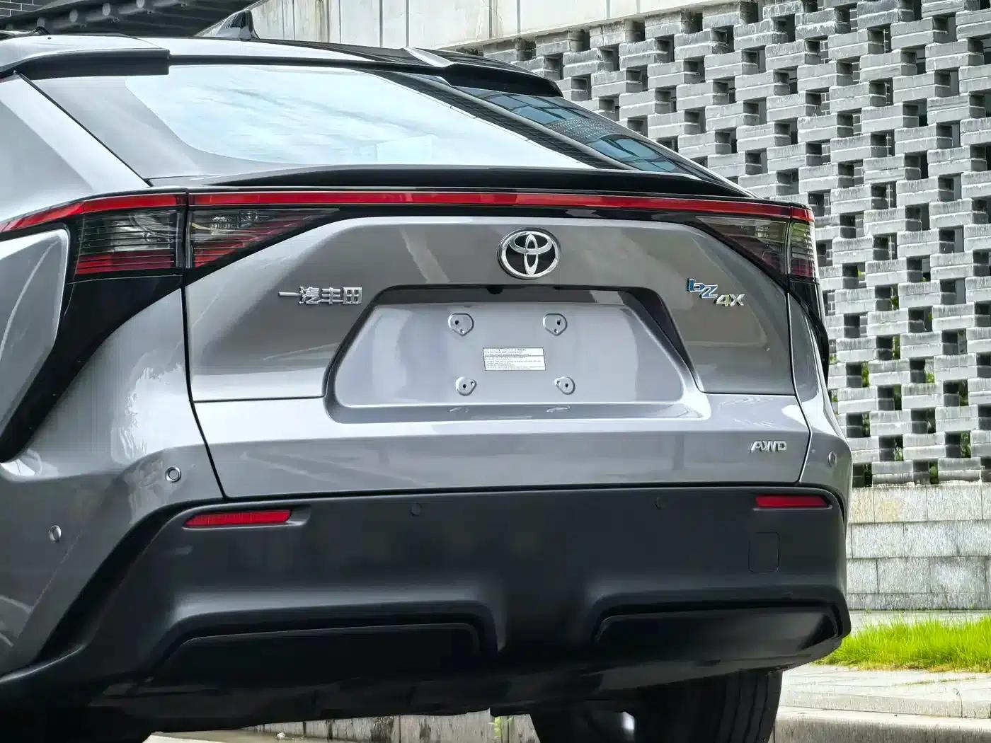 FAW Toyota bZ4X 2022 All-Wheel Drive High-Performance PRO Edition — миниатюра 14